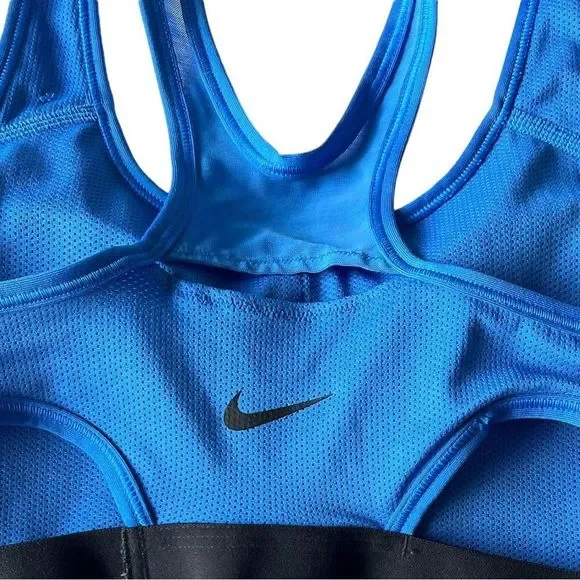 NIKE Women’s DRI-FIT Padded Medium Support Sports Bra, Blue 928983-100, Medium - Picture 9 of 10